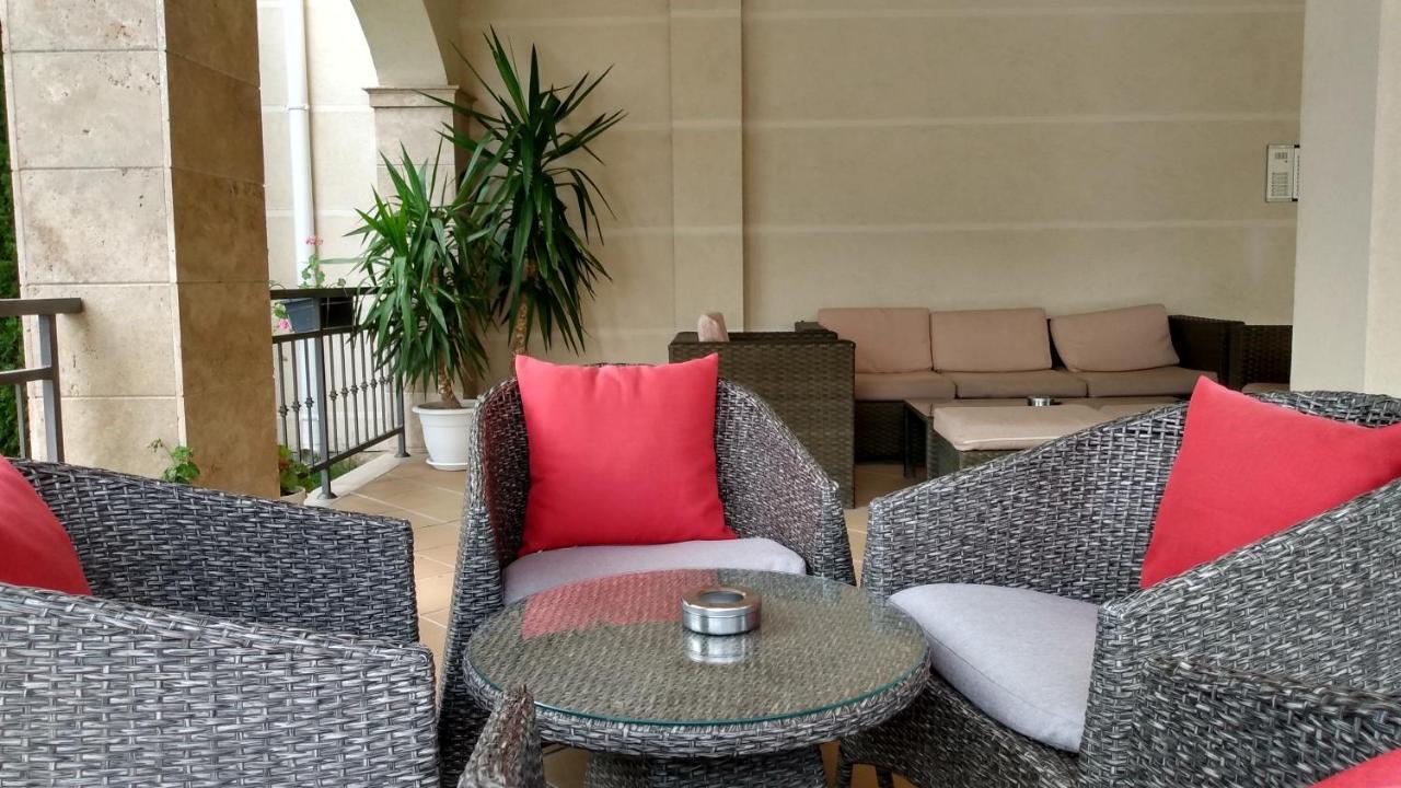Sorrento Sole Mare Aparthotel Sveti Vlas Luaran gambar