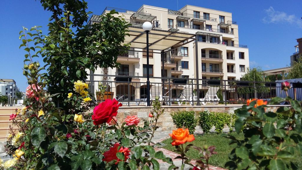 Sorrento Sole Mare Aparthotel Sveti Vlas Luaran gambar