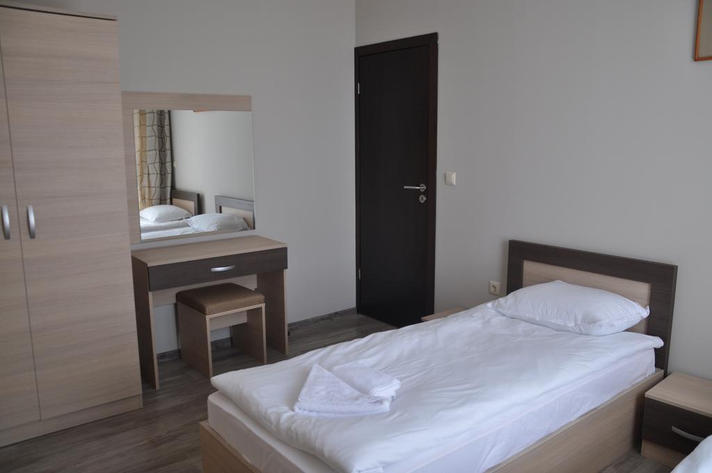 Sorrento Sole Mare Aparthotel Sveti Vlas Luaran gambar