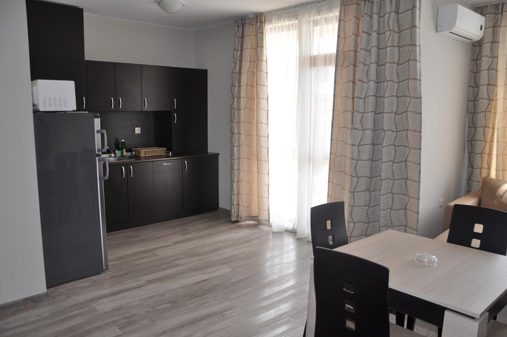 Sorrento Sole Mare Aparthotel Sveti Vlas Luaran gambar